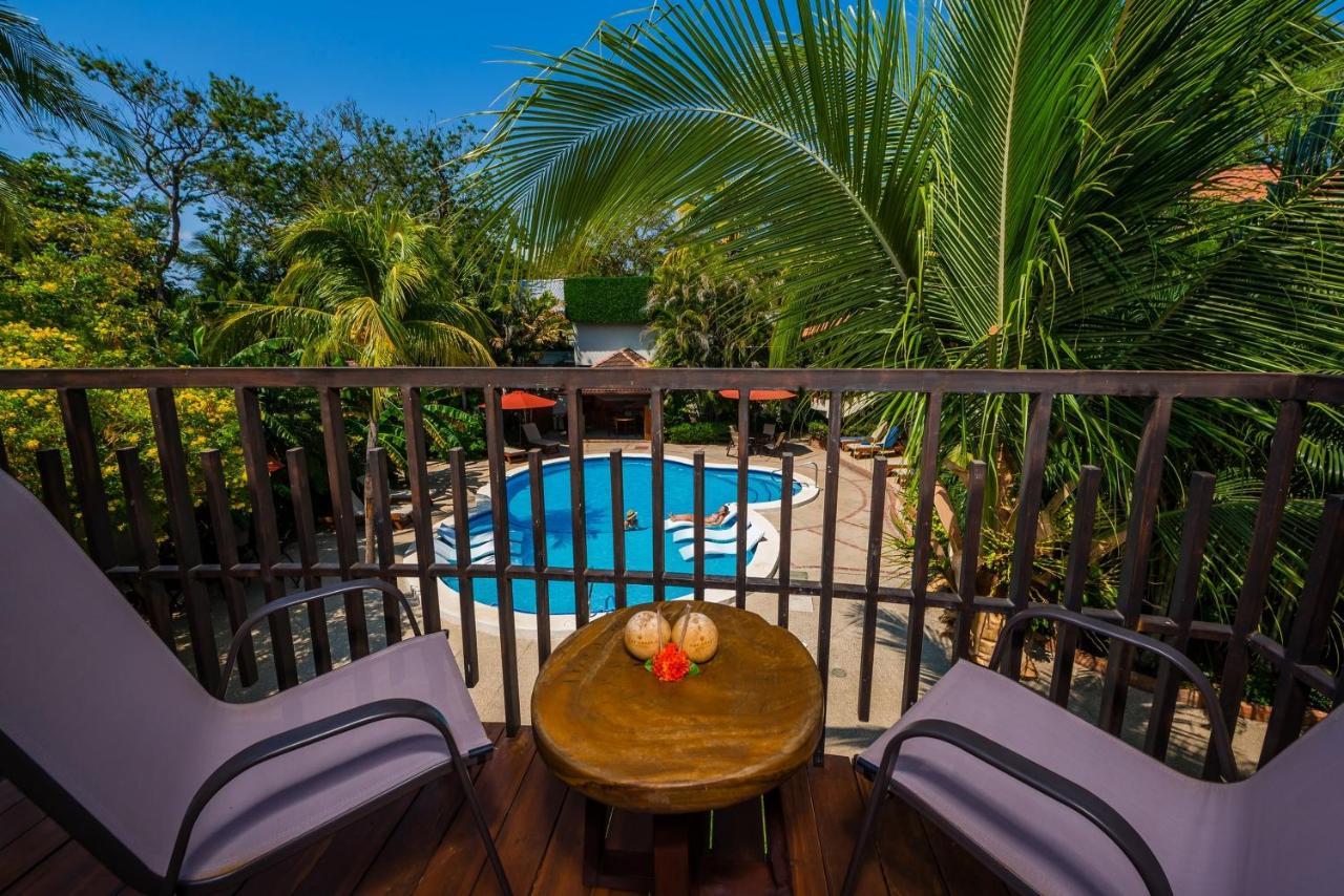 The Coast Beachfront Hotel Tamarindo Exterior photo