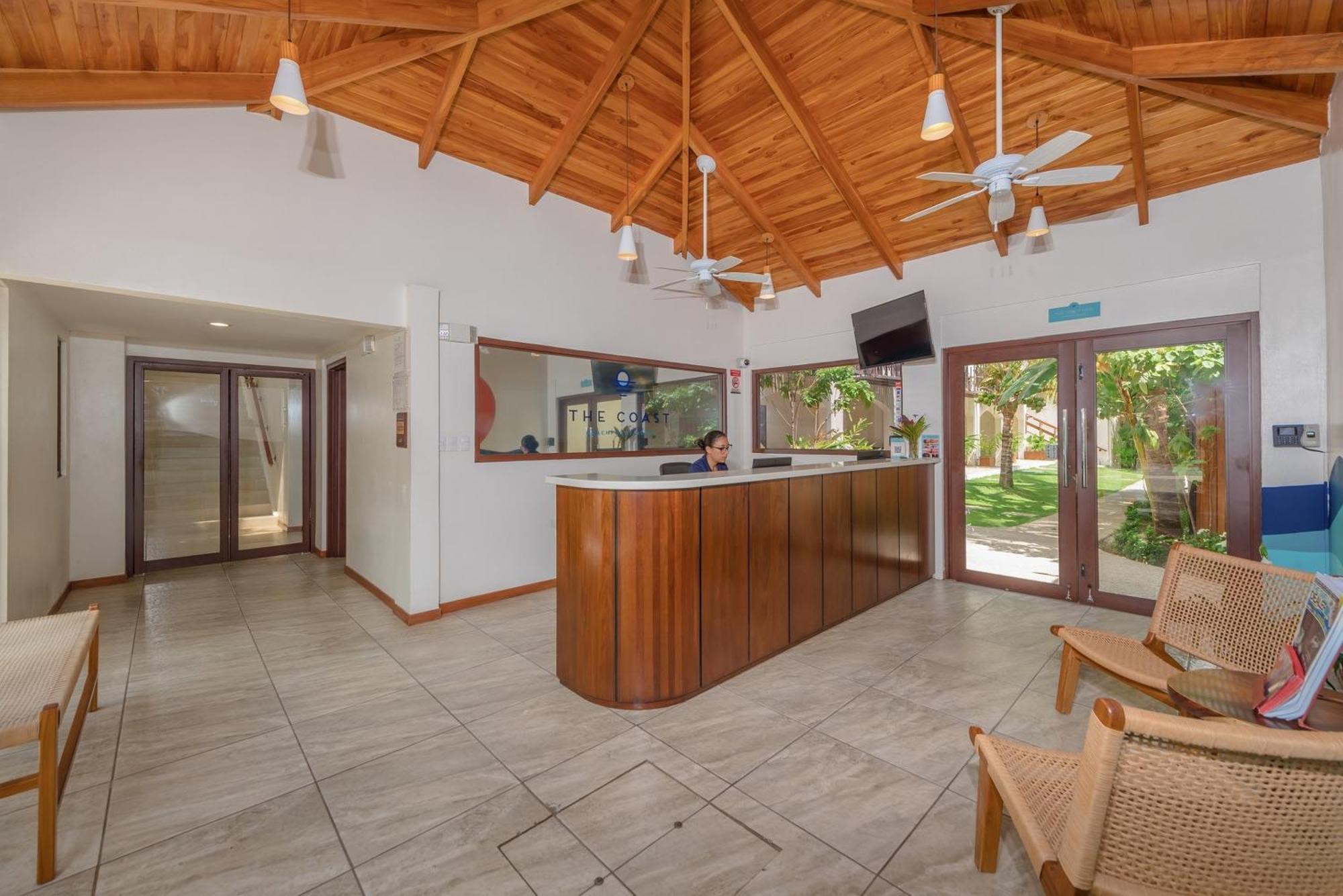 The Coast Beachfront Hotel Tamarindo Exterior photo