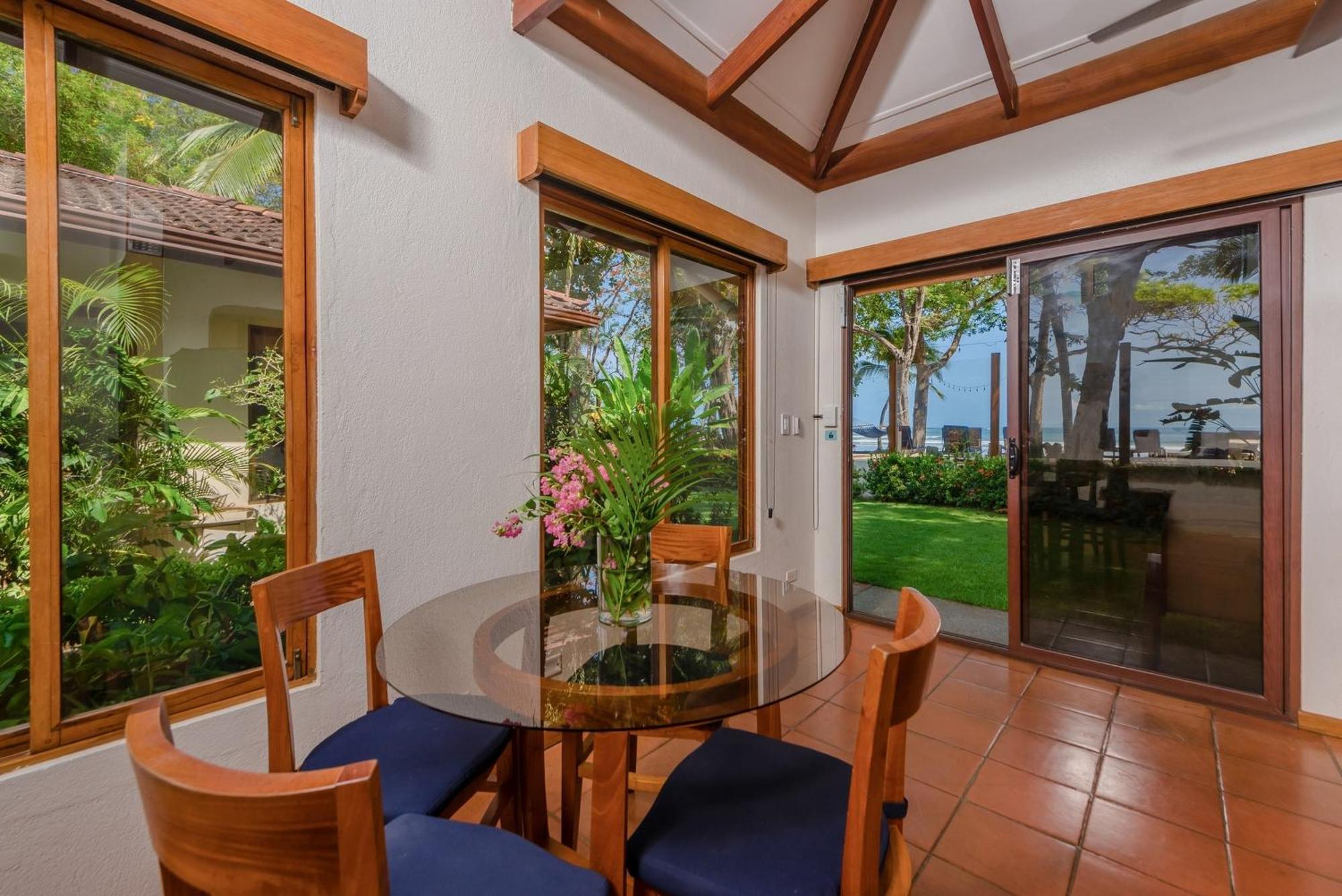 The Coast Beachfront Hotel Tamarindo Exterior photo