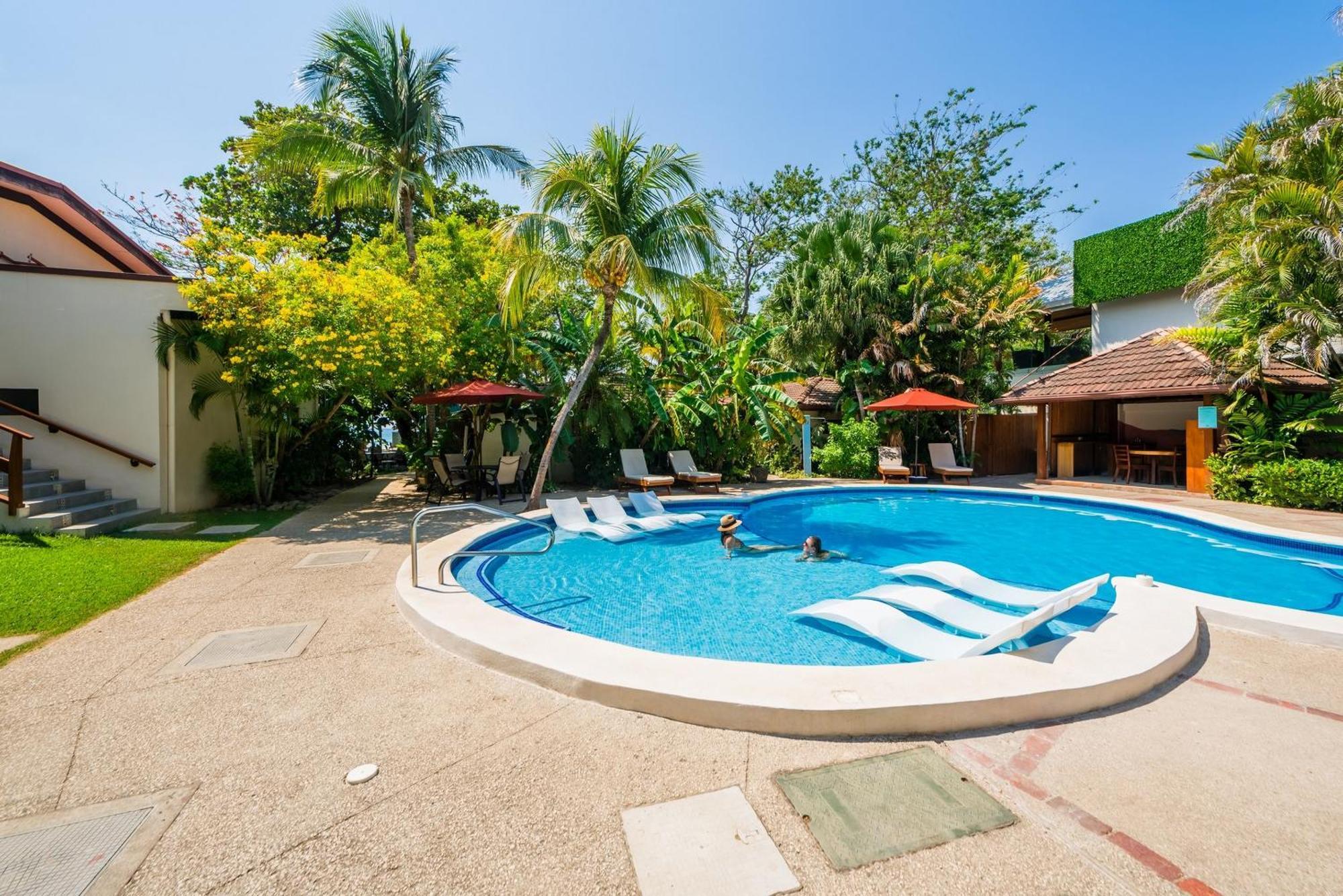 The Coast Beachfront Hotel Tamarindo Exterior photo