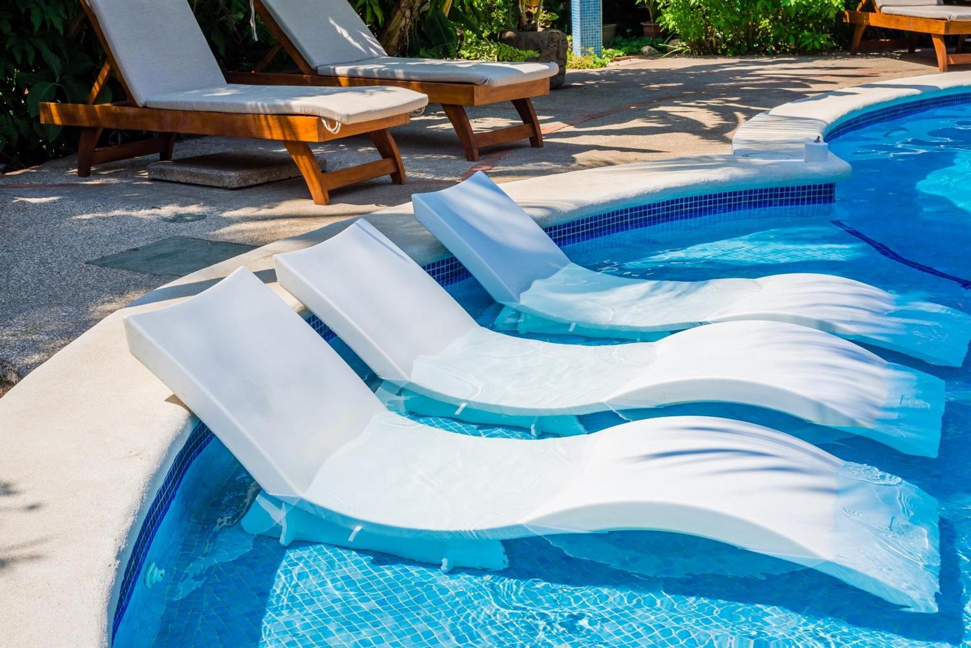 The Coast Beachfront Hotel Tamarindo Exterior photo