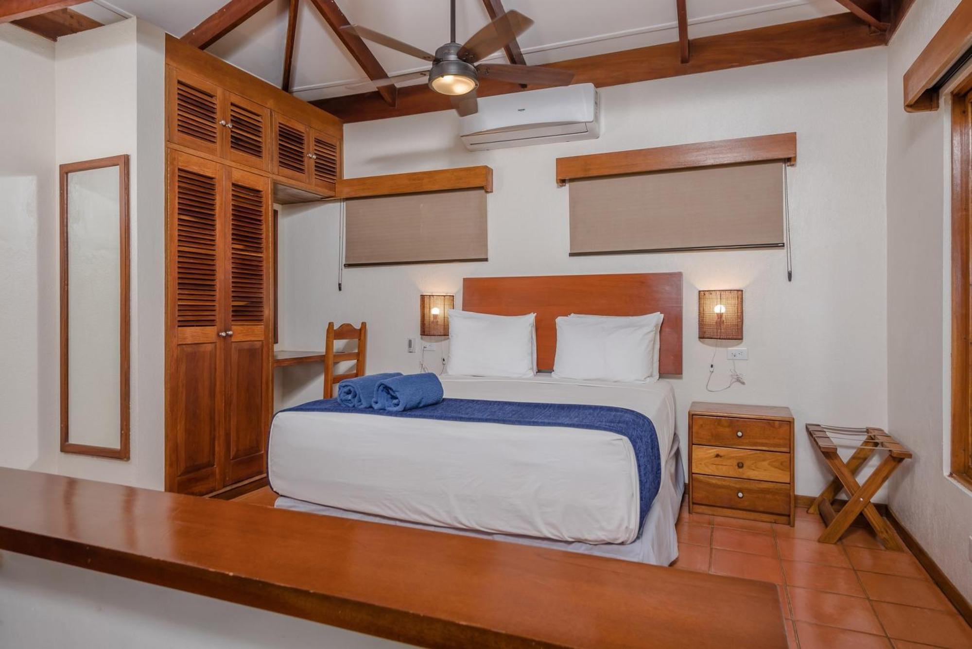 The Coast Beachfront Hotel Tamarindo Room photo