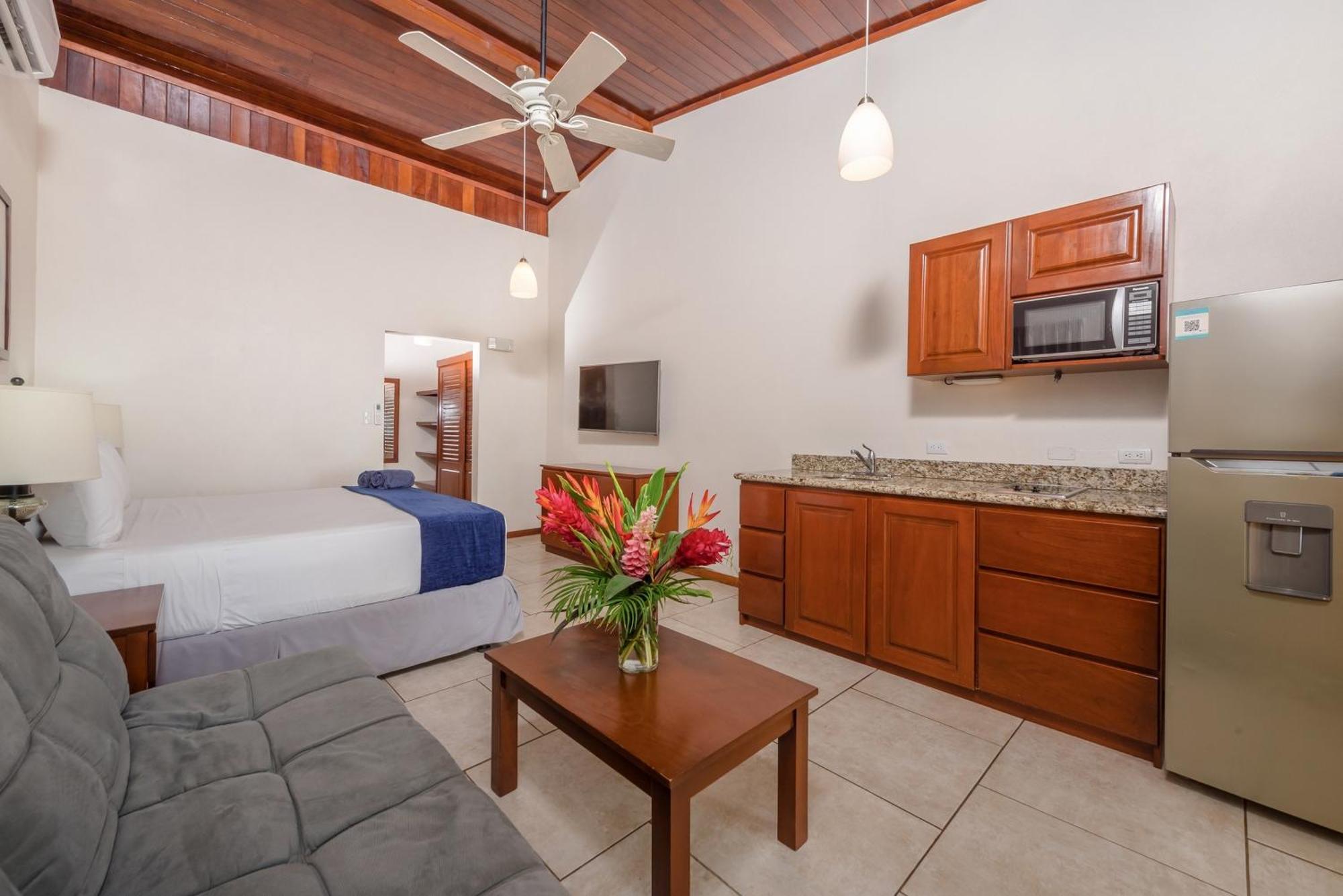 The Coast Beachfront Hotel Tamarindo Room photo