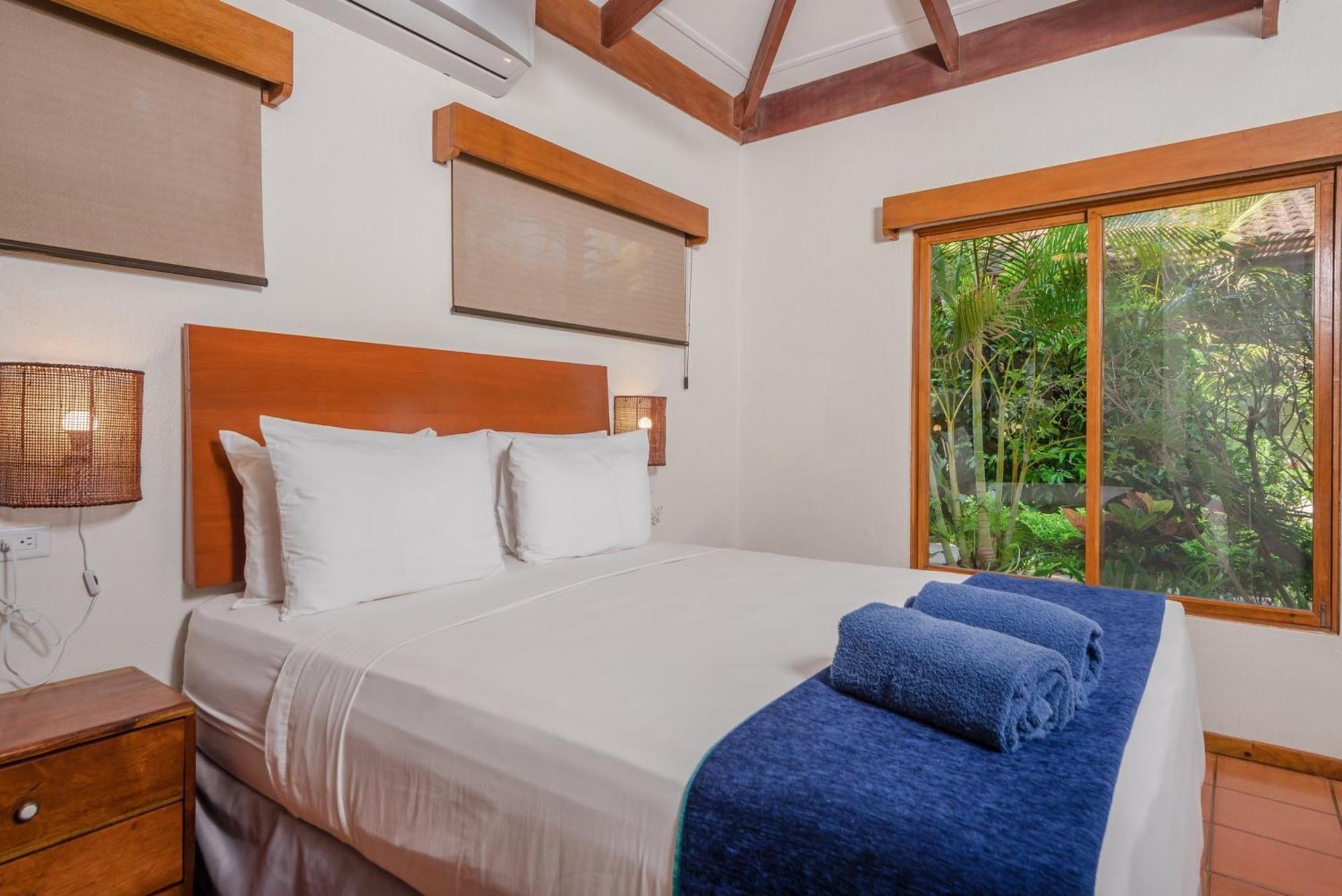 The Coast Beachfront Hotel Tamarindo Room photo