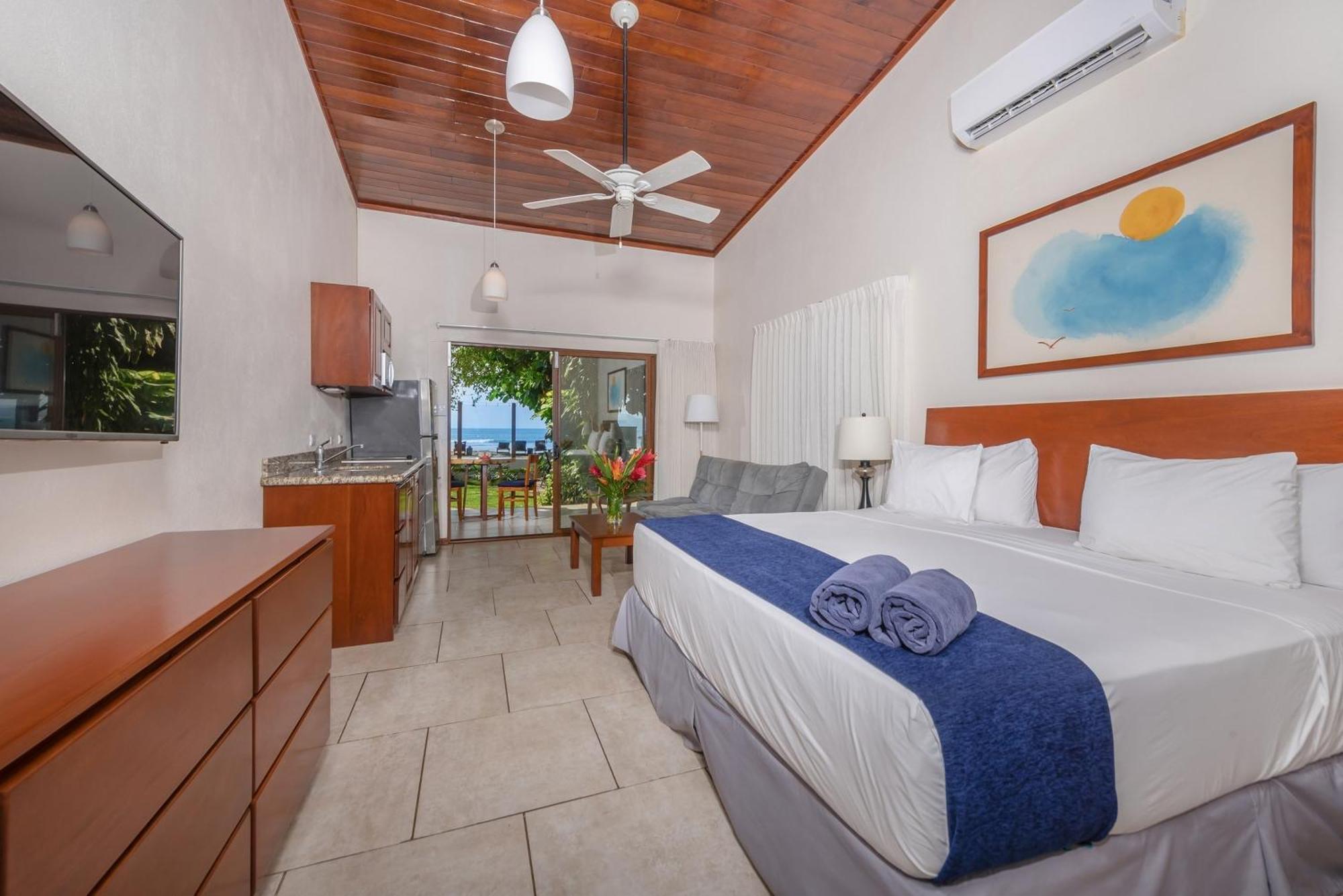 The Coast Beachfront Hotel Tamarindo Room photo