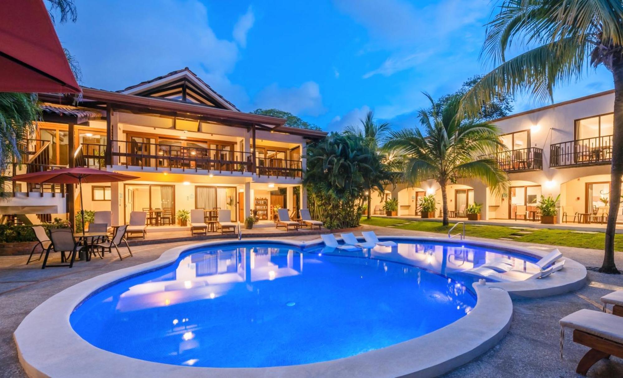 The Coast Beachfront Hotel Tamarindo Exterior photo
